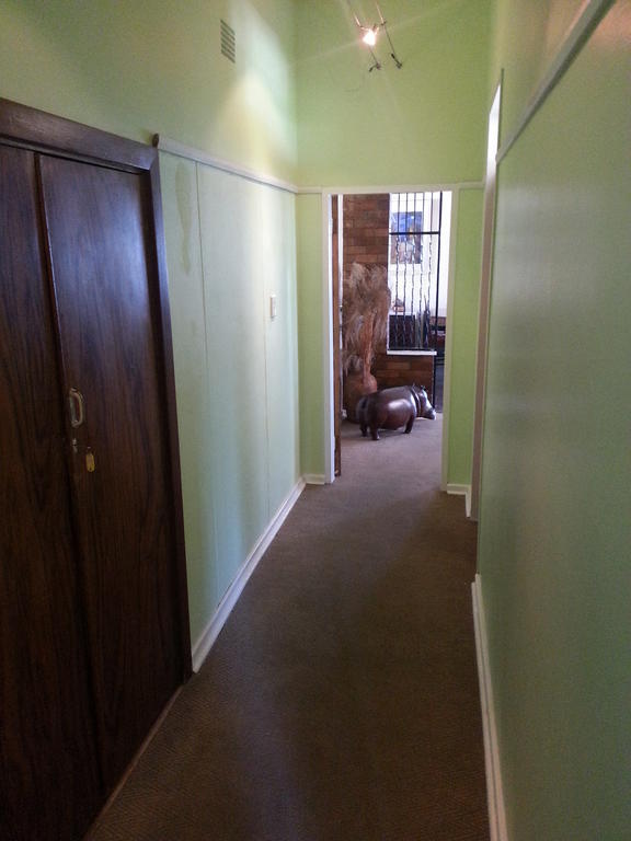 Rivendell Hotel Windhoek Habitación foto