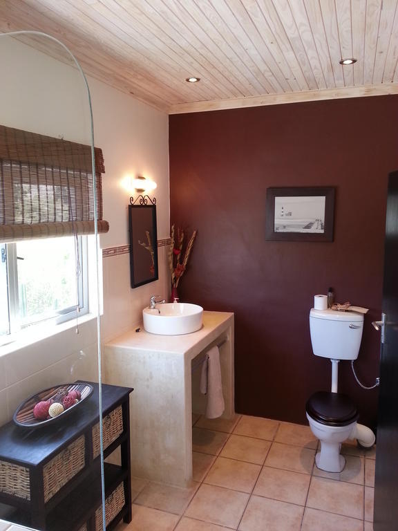 Rivendell Hotel Windhoek Habitación foto
